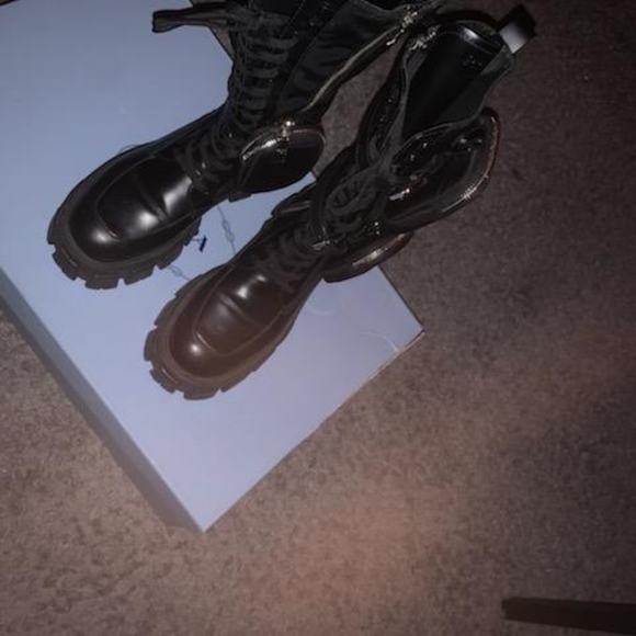Authentic Prada boots - Picture 3 of 6